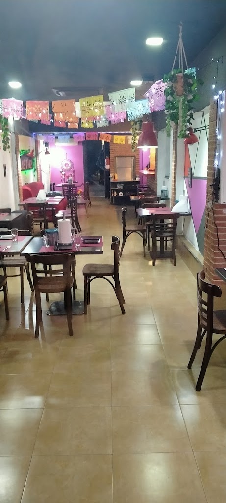 Club Wings — Ambiente