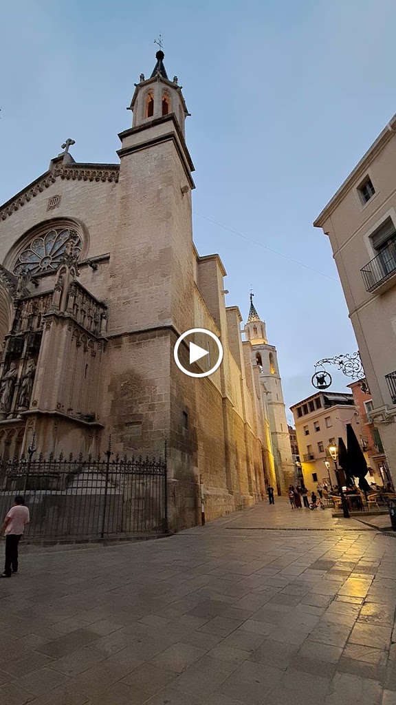 Taverna de Vinseum — Videos