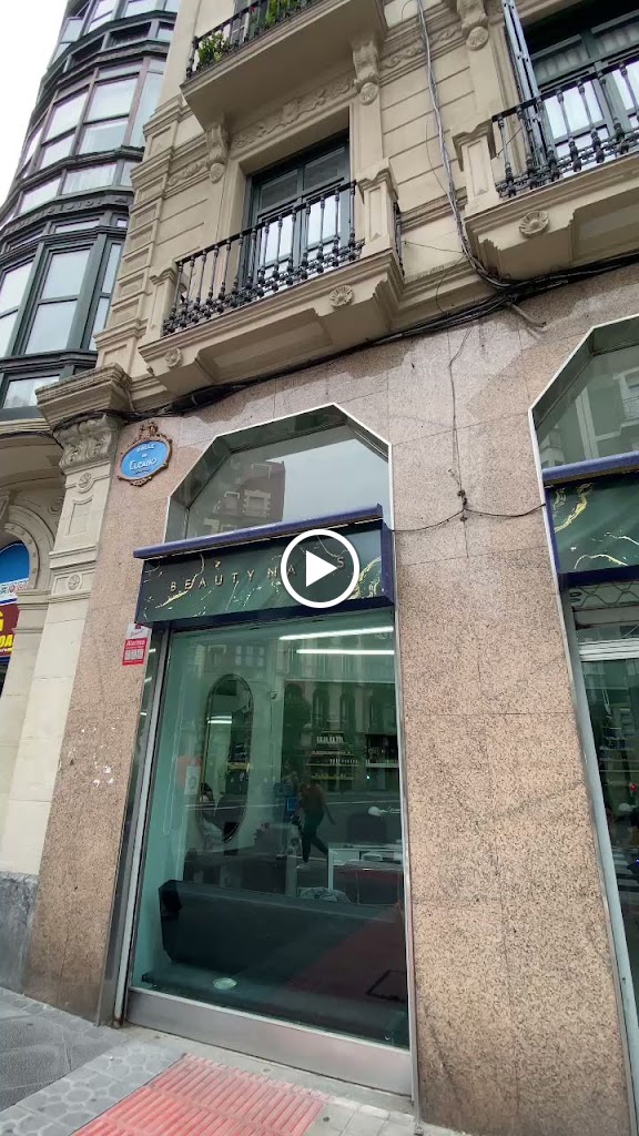 AURORA Beauty Nails - Manicura y pedicura en Bilbao — Videos