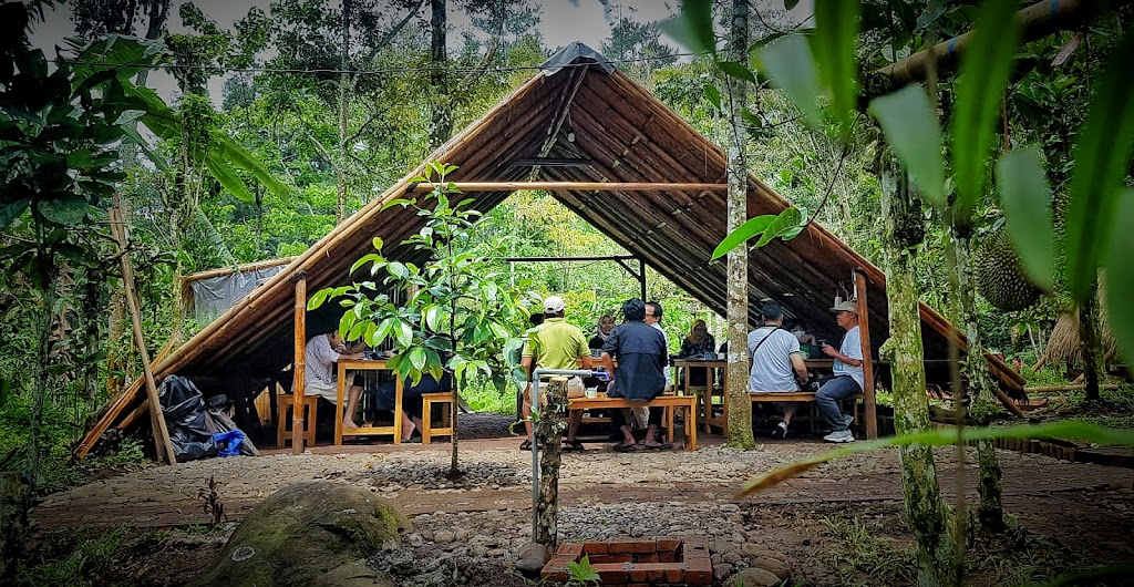 KEBON PITU Resto & Nicecamp