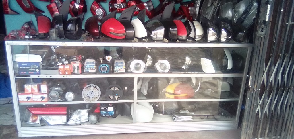 Bengkel lampu & spion mobil