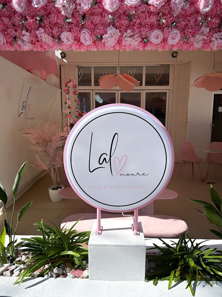 Lalamoure Nails & Beauty Drinks