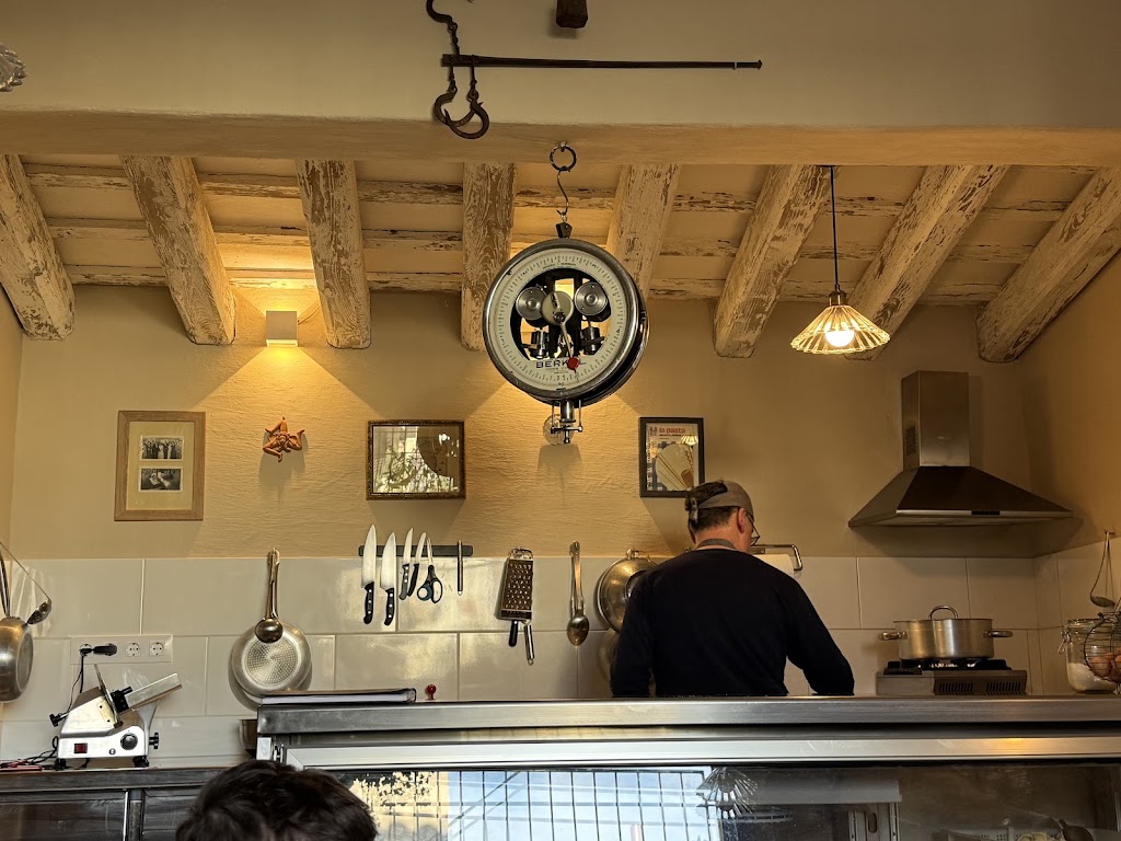 17820 Pasta Artesana — Ambiente