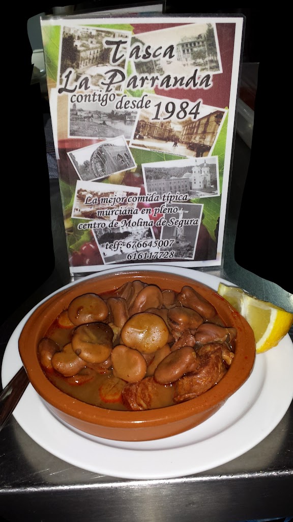 La Parranda Molina — Comida y bebida