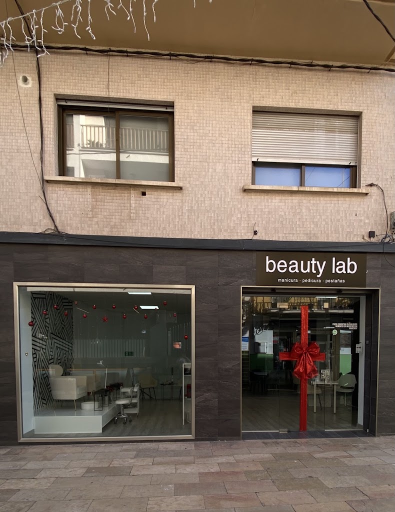 BEAUTY LAB — Exterior