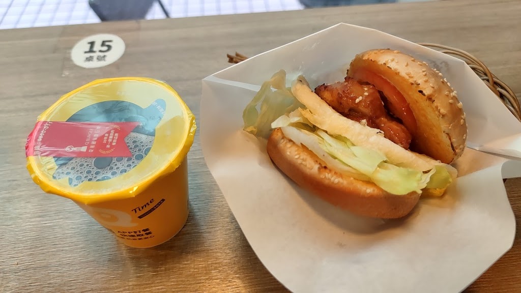 Q Burger 萬華雙園店 的照片