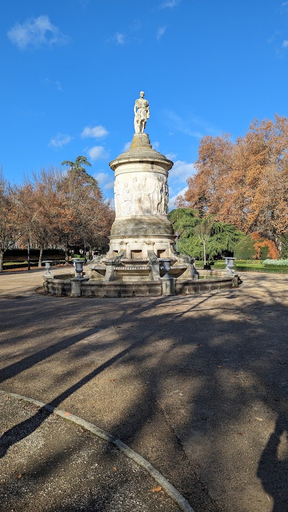 Monumento a Julian Gayarre