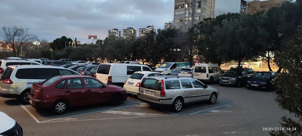 Aparcamiento publico gratuito