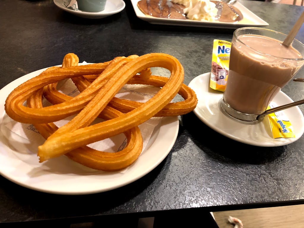 Cafeteria Stela — Churro