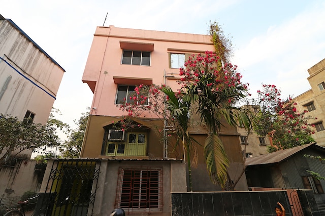 Hotel O Maa Tara Guest House Near Acropolis Mall