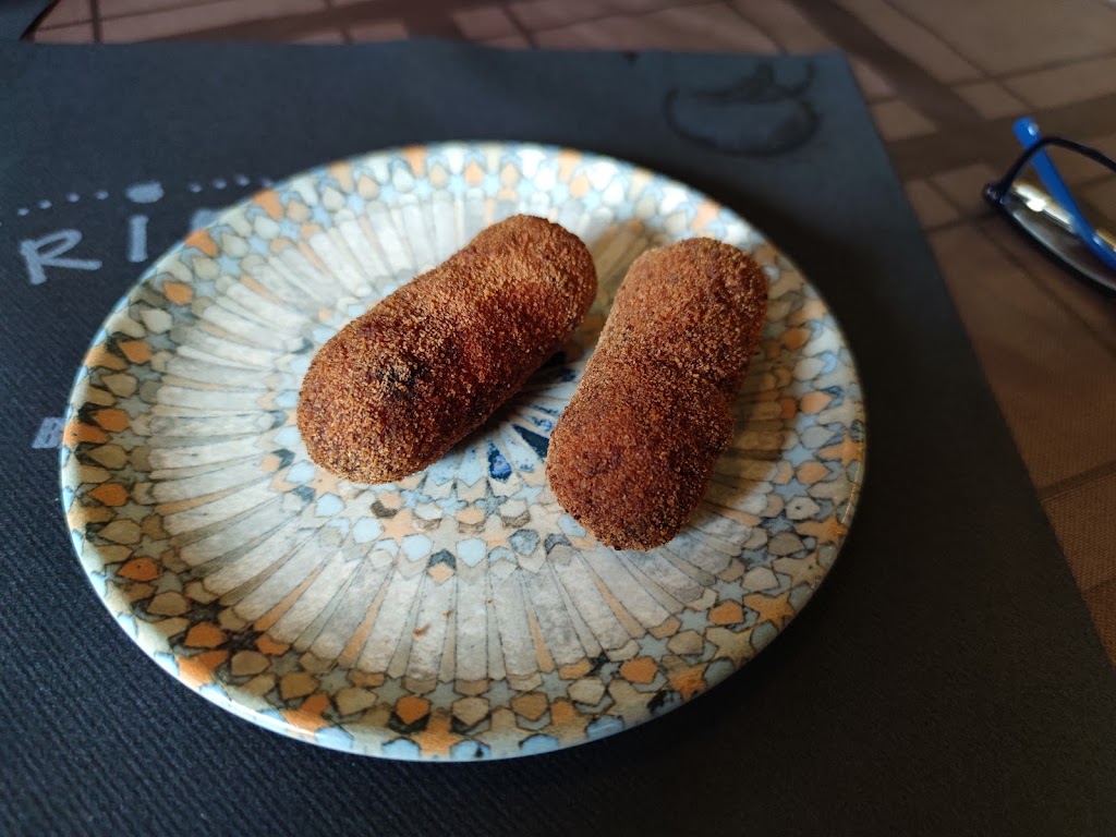 Restaurante Piripipao — Comida y bebida