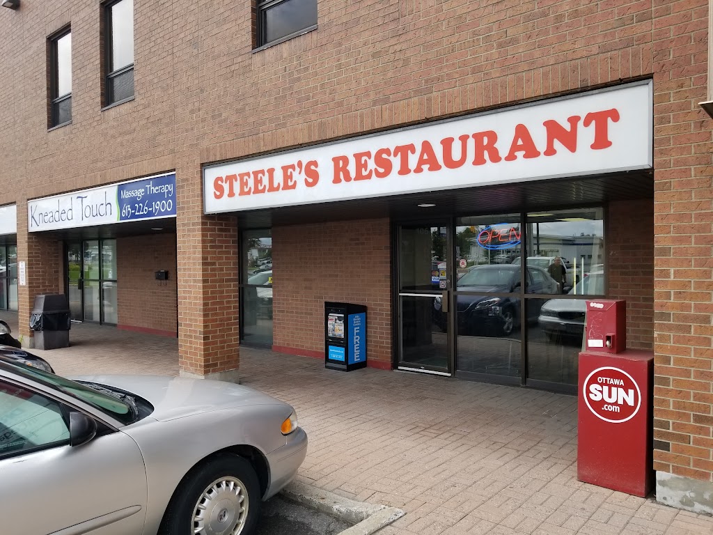 Steele's Restaurant in Nepean
