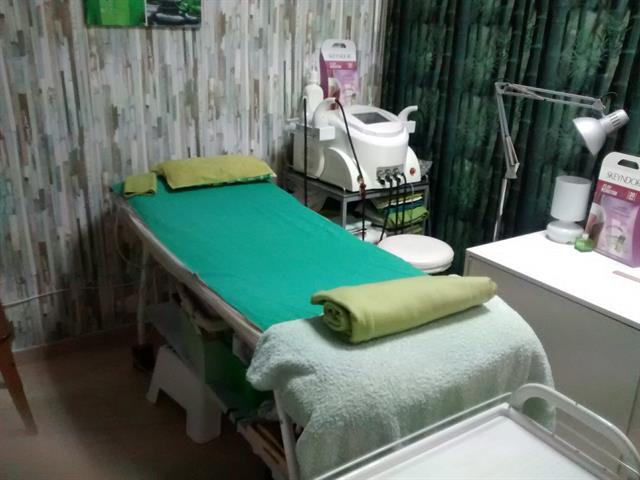 VIRGINIA R. - Centro de Estetica en Getafe - Tratamientos faciales y corporales - Cuidado personal unisex- Depilacion