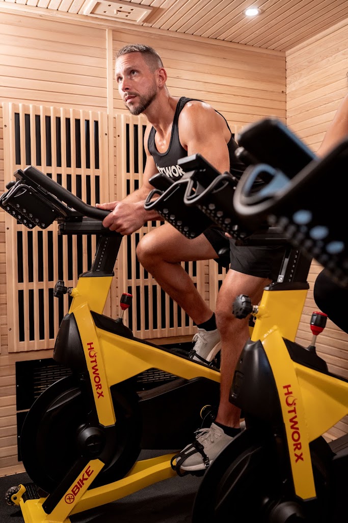  HOTWORX - Cedar Falls, IA