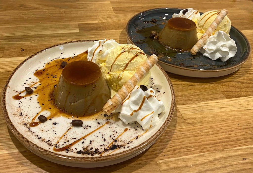 Cafe Sirimiri Bar — Comida y bebida