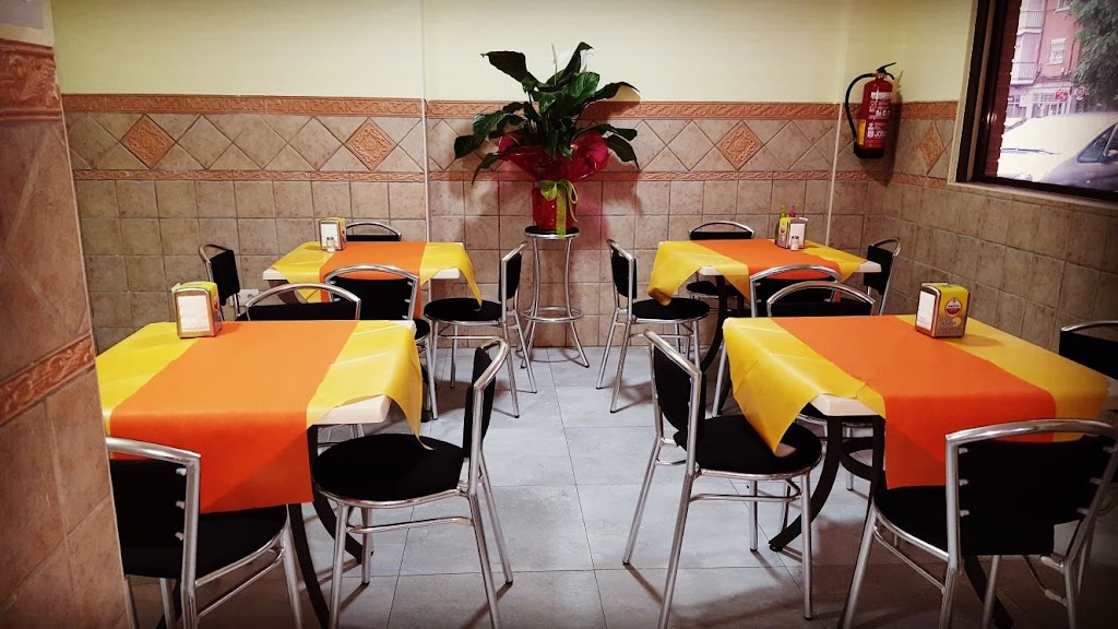 Bar Cervantes casa de ROMAN