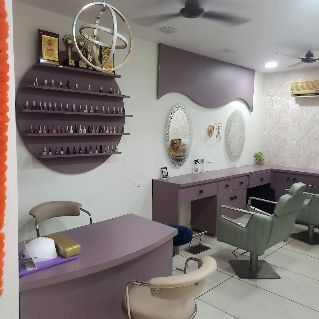 V Derma Beauty Clinic Academy