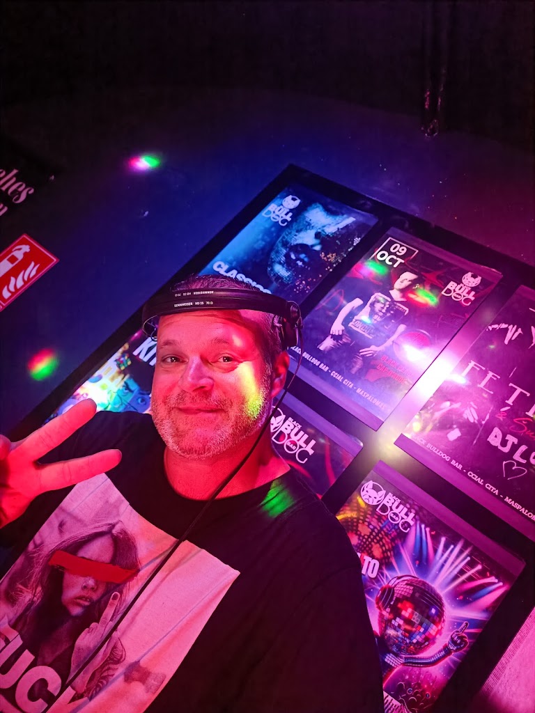 Black Bulldog Bar — Del propietario