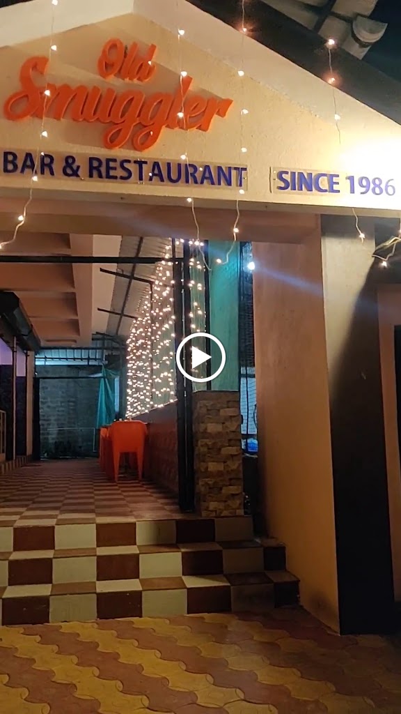 Old Smuggler Bar Restaurants