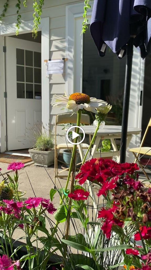  Studio-Corpo Pilates & GYROTONIC R Expansion Studio