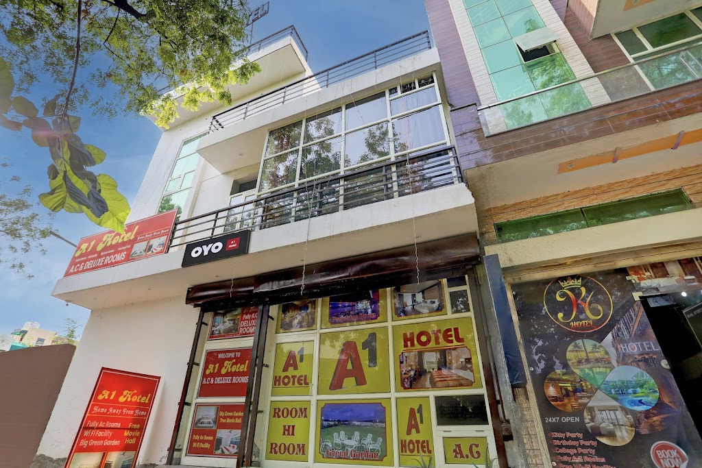 Super Oyo A1 Hotel
