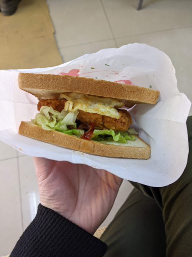弘爺漢堡 - 介壽店 的照片