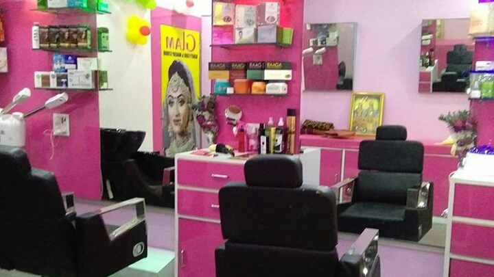 Glam Beauty Care Make Up Studio
