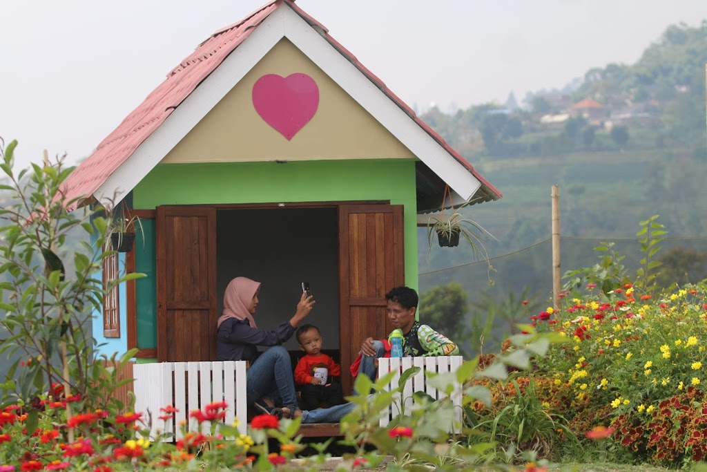 kantor pemasaran outbound camping/glamping& paintball pacet