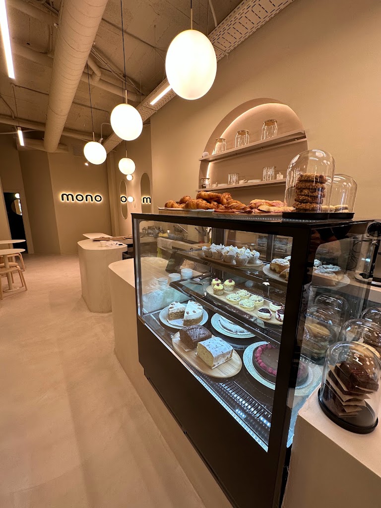 Mono Cafe — Ambiente