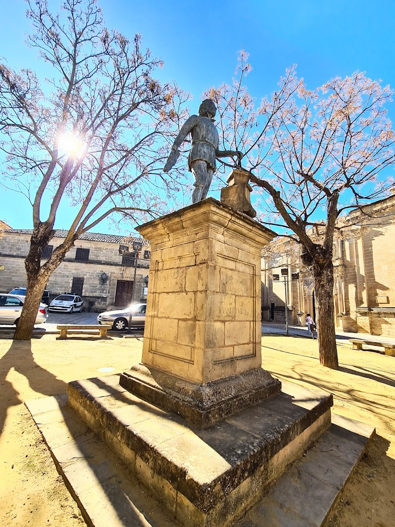 Estatua a Andres de Vandelvira