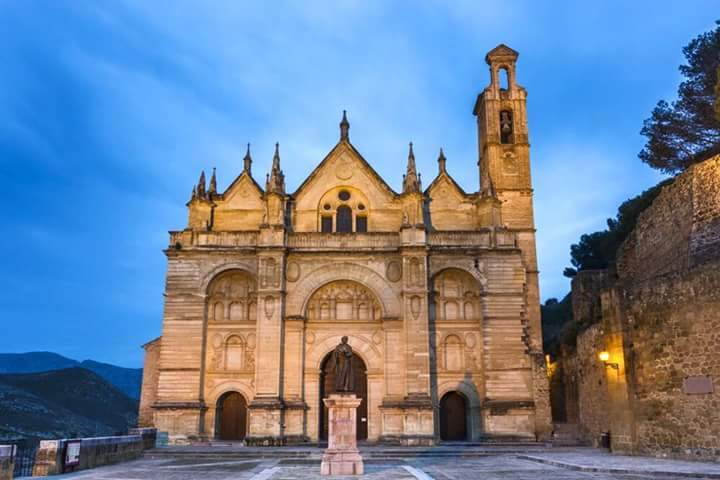 Real Colegiata de Santa Maria la Mayor