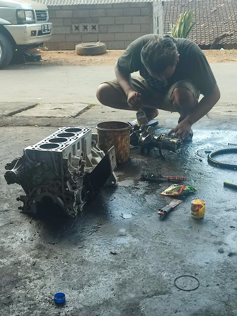 Bengkel Mobil SHOLEH Motor