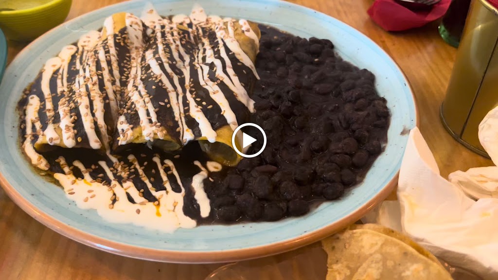Tres Marias Restaurante — Videos