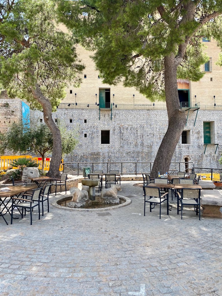 Restaurante y Copas Le Fou — Ambiente