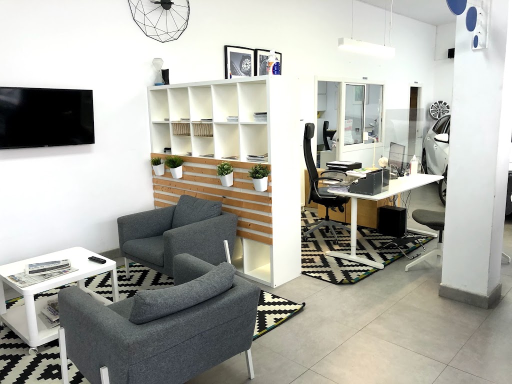 Talleres Lontreiras Cangas — Interior