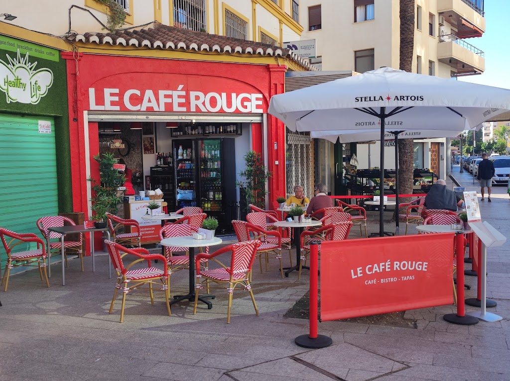 Le Cafe Rouge