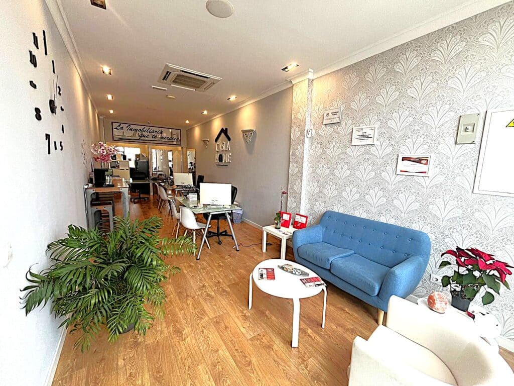 CaslaHome — Interior