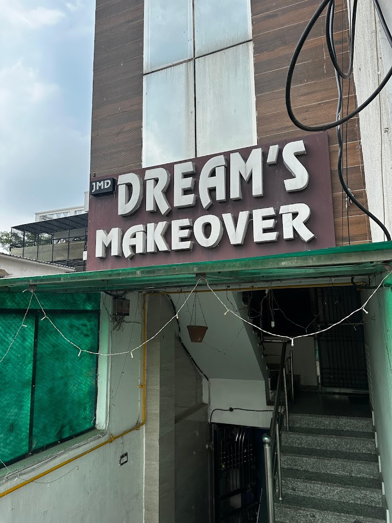 Dreams Makeover