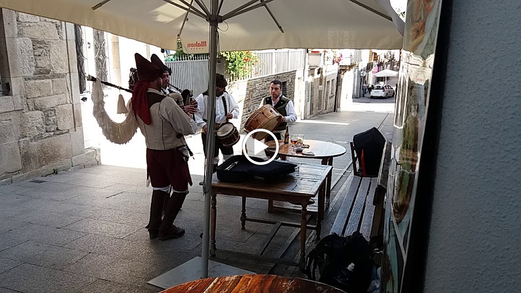 Restaurante/Pizzeria Matias Locanda — Videos
