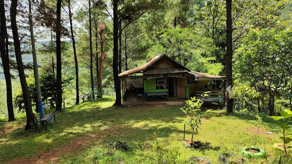 Earth Camp Pakembangan