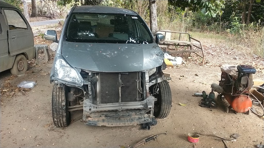 Bengkel ketok emil