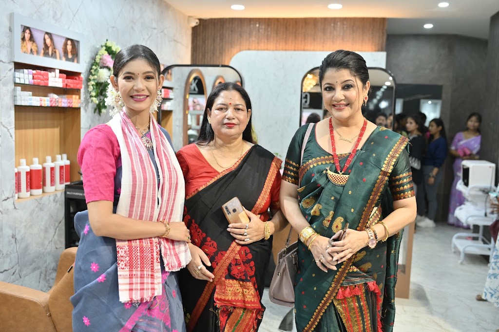 Hr Professional Unisex Salon And Academy