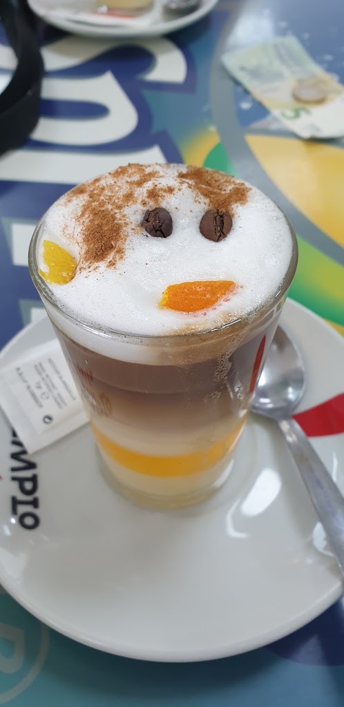 Cafeteria Tu Trebol — Cafe