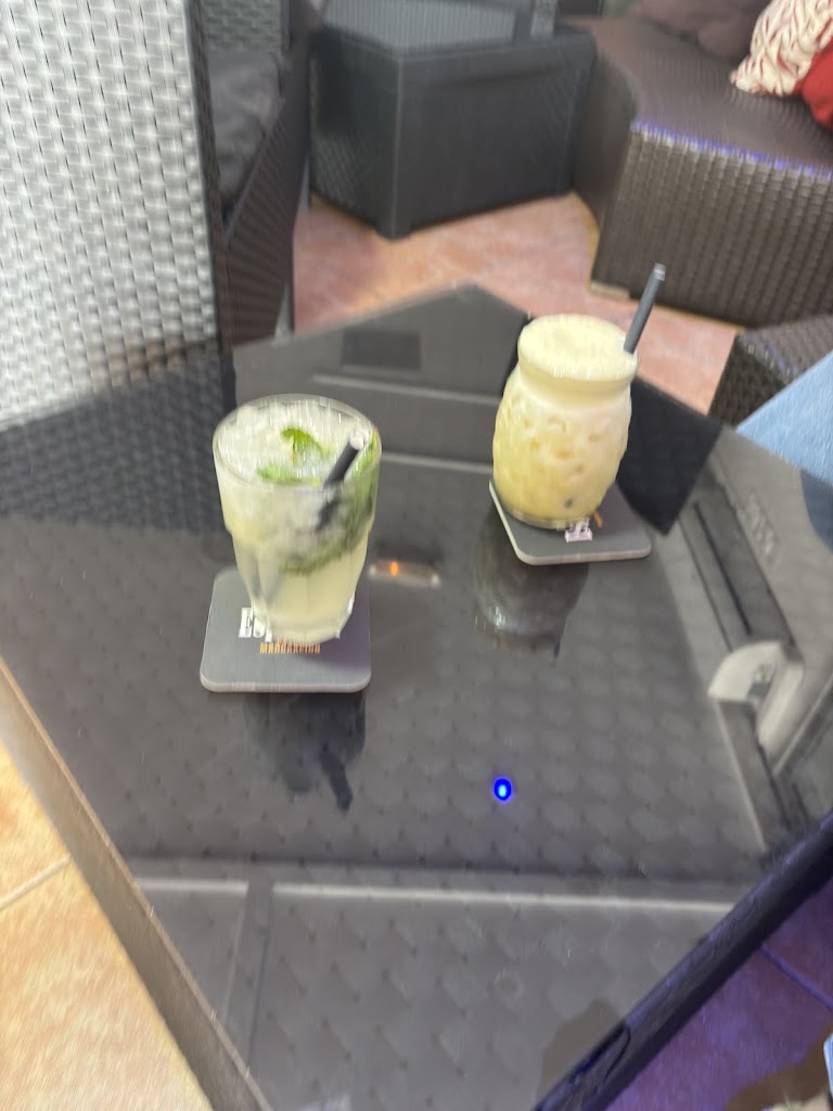 Manhattan Cocktail Bar — Mas recientes