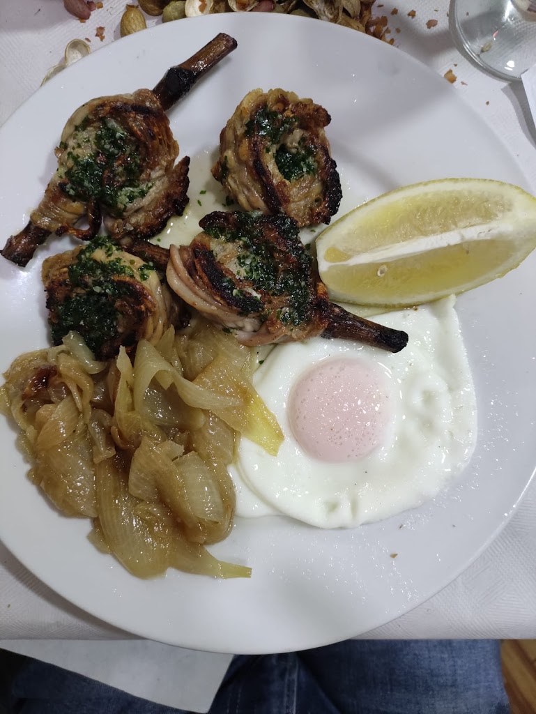 Bar Mendizabal — Comida y bebida