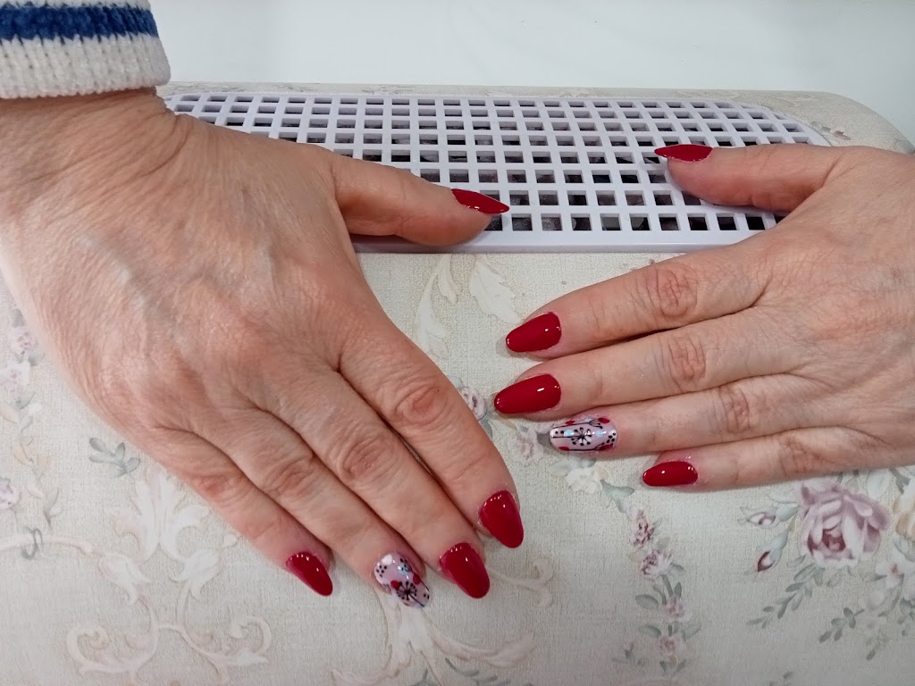 Chiqui Nails — Manicura
