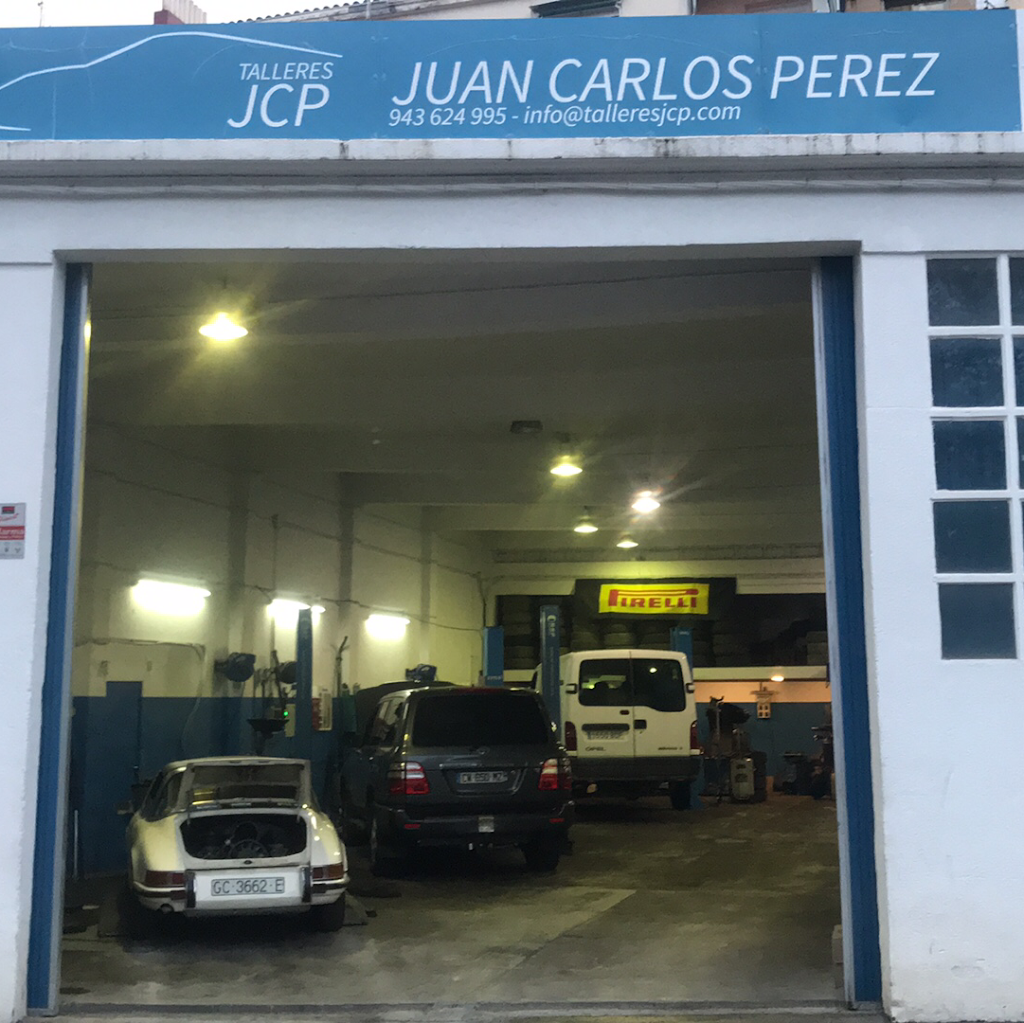 Talleres Juan Carlos Perez — Exterior