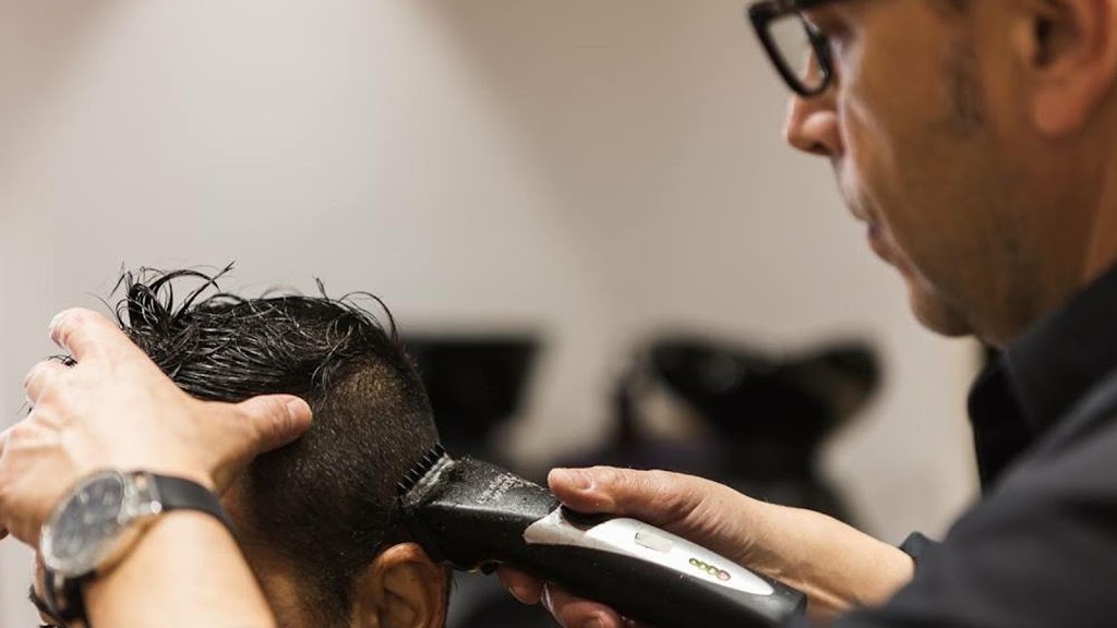 J. Rafols Perruquers | Peluqueria de hombre en El Vendrell