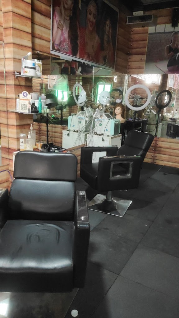 Ss Makeover And Beauty Academy