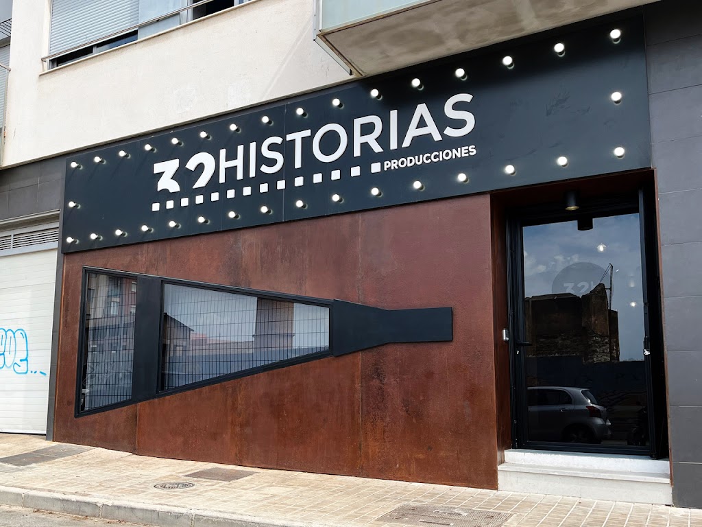 32 Historias Producciones